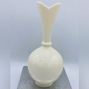 Vintage Lenox Ivory Porcelain Fluted Bud Vase Art Deco Minimalist Style